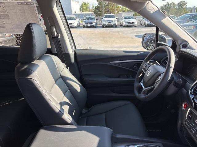 new 2025 Honda Ridgeline car, priced at $43,283