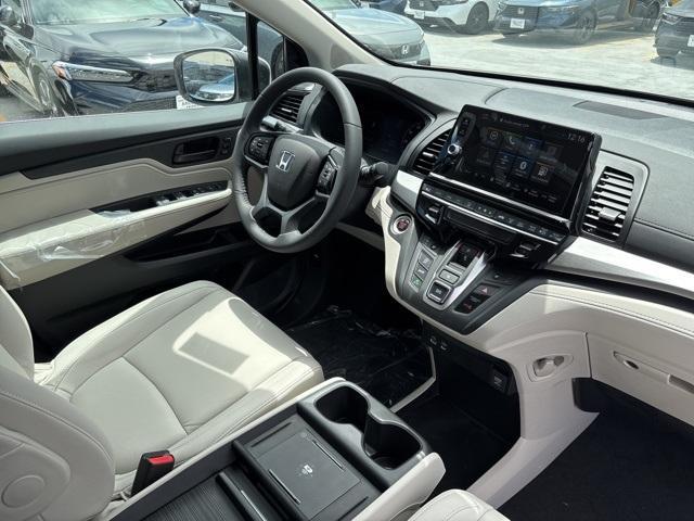 new 2025 Honda Odyssey car, priced at $44,125