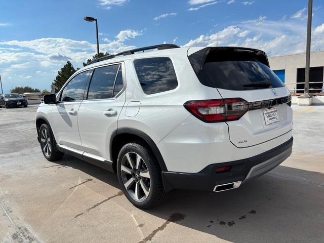 new 2025 Honda Pilot car, priced at $50,081