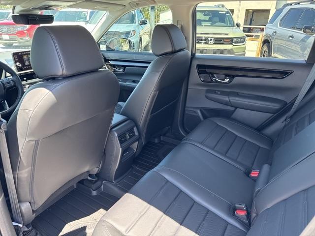 new 2025 Honda CR-V car, priced at $37,895