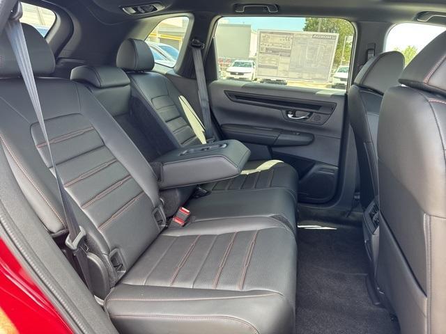 new 2026 Honda CR-V Hybrid car, priced at $42,075