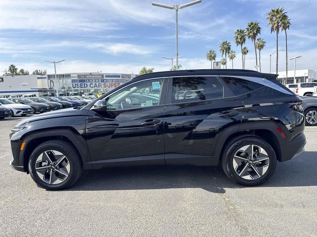 used 2025 Hyundai TUCSON Hybrid car, priced at $31,298