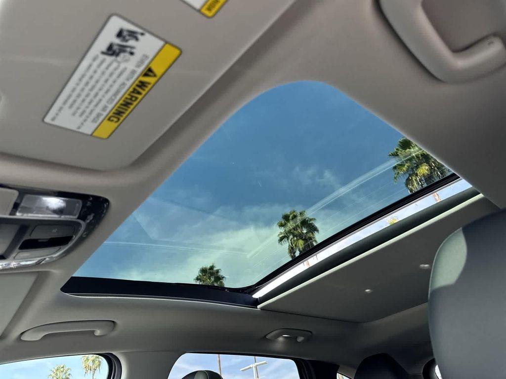 used 2025 Hyundai TUCSON Hybrid car, priced at $31,298