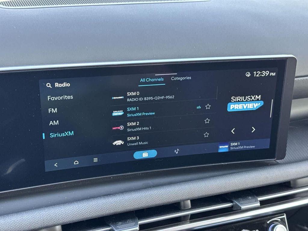 used 2025 Hyundai TUCSON Hybrid car, priced at $31,298