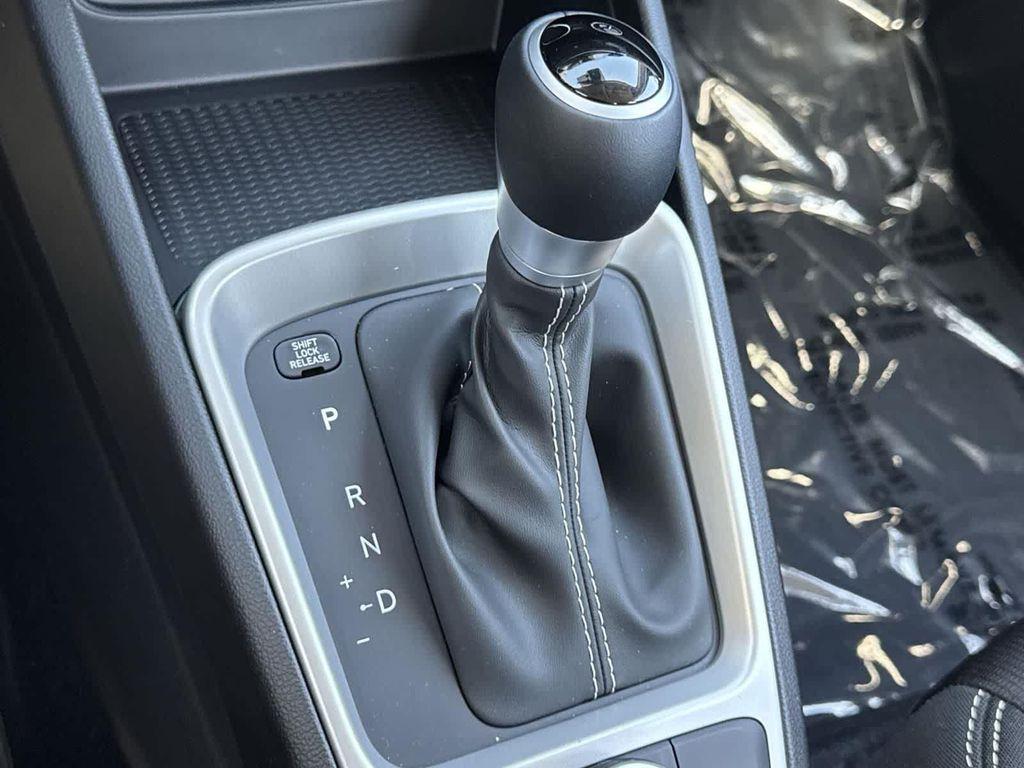 new 2025 Hyundai Venue car, priced at $22,587