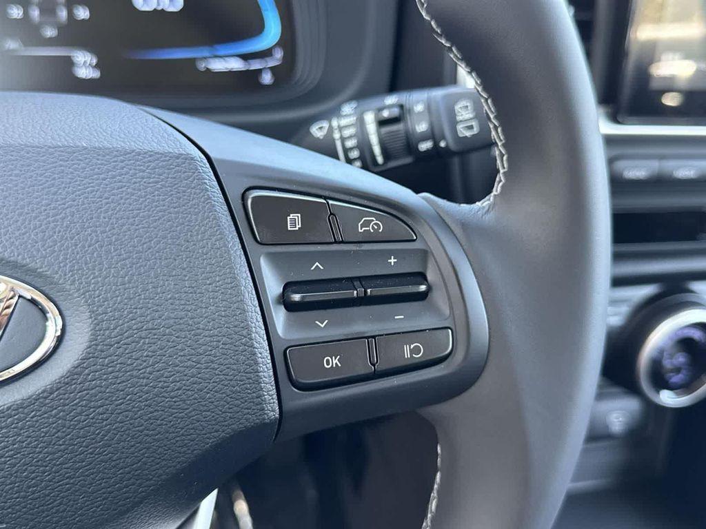 new 2025 Hyundai Venue car, priced at $22,587