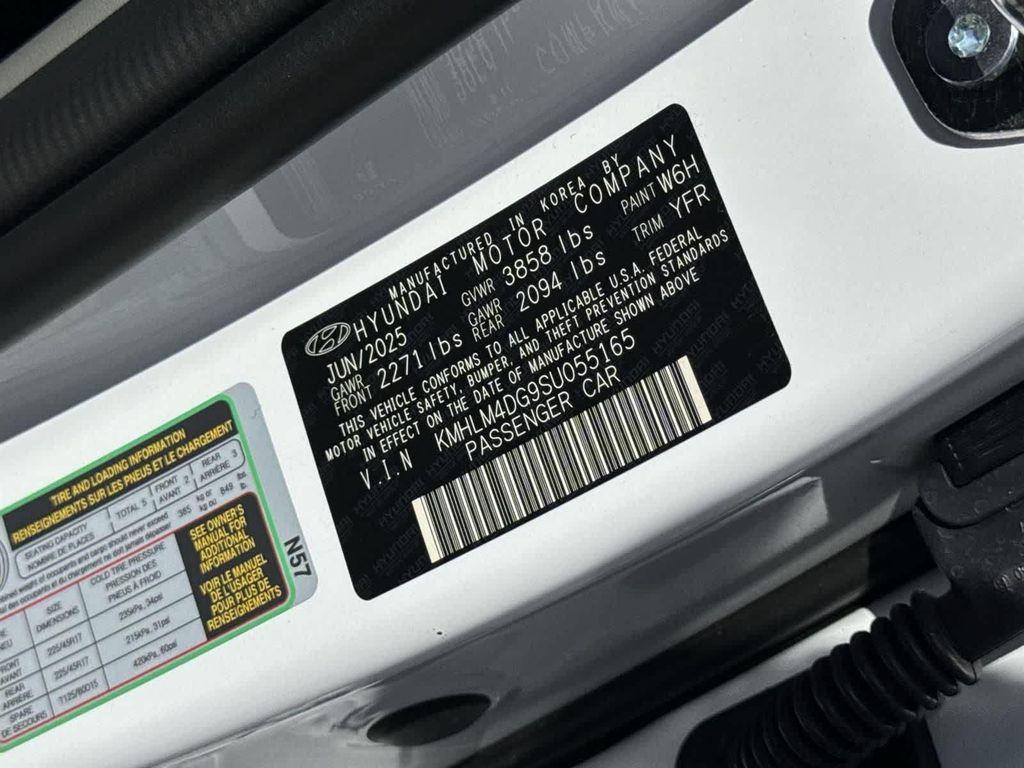 new 2025 Hyundai Elantra car, priced at $23,420