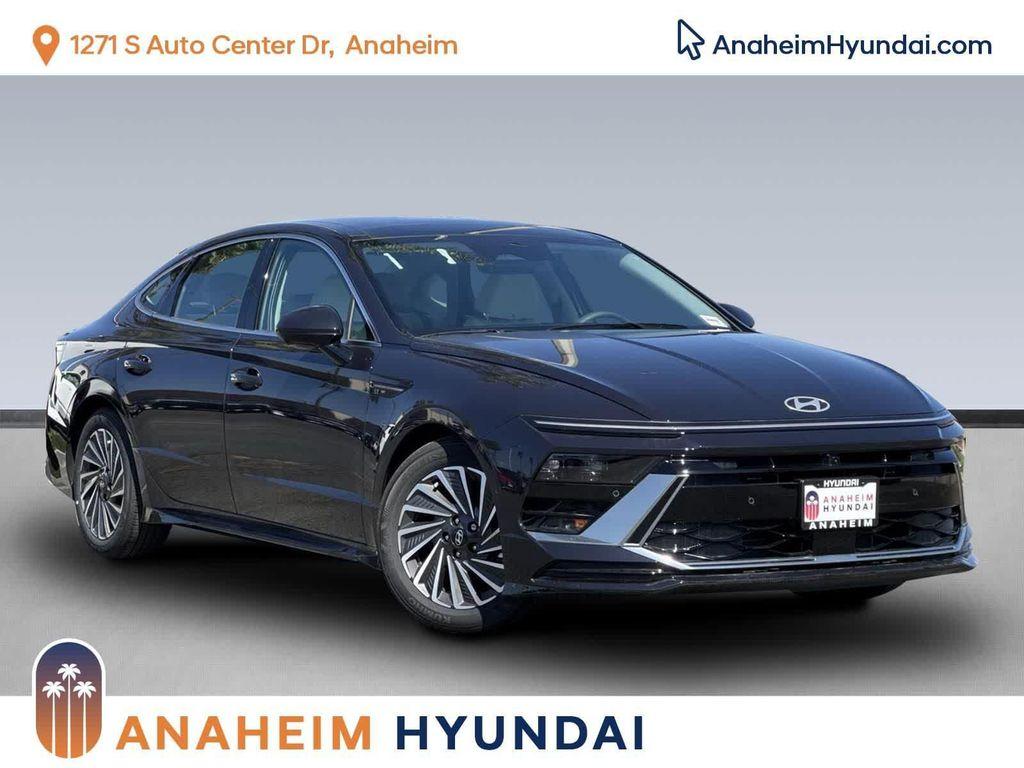 new 2025 Hyundai Sonata Hybrid car, priced at $35,261
