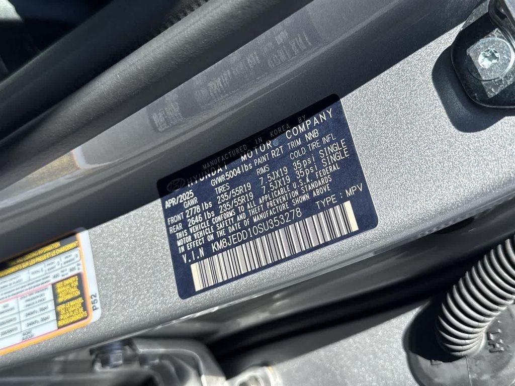 new 2025 Hyundai TUCSON Hybrid car, priced at $38,875