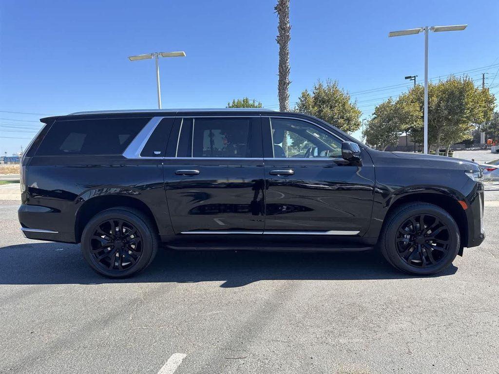 used 2023 Cadillac Escalade ESV car, priced at $69,987