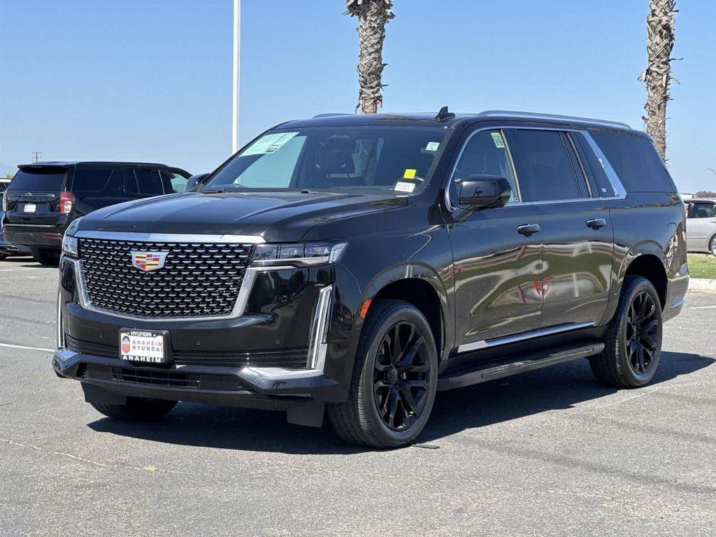 used 2023 Cadillac Escalade ESV car, priced at $69,987