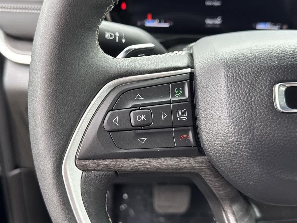 used 2024 Jeep Grand Cherokee car, priced at $34,862