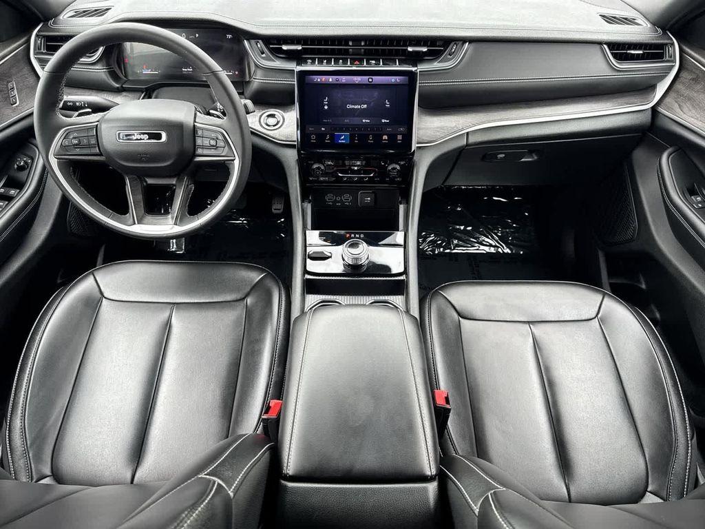 used 2024 Jeep Grand Cherokee car, priced at $34,862