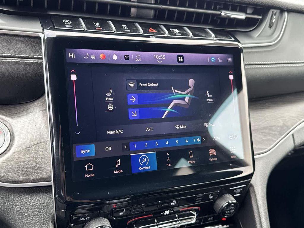 used 2024 Jeep Grand Cherokee car, priced at $34,862