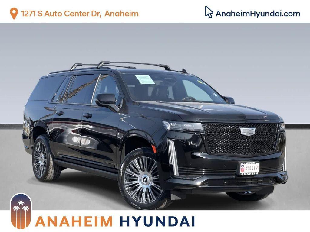 used 2022 Cadillac Escalade ESV car, priced at $64,994