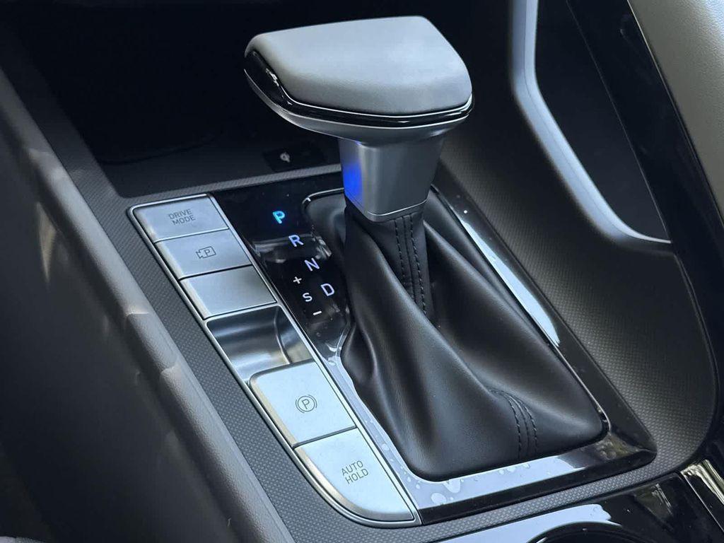 new 2025 Hyundai Elantra car, priced at $24,619