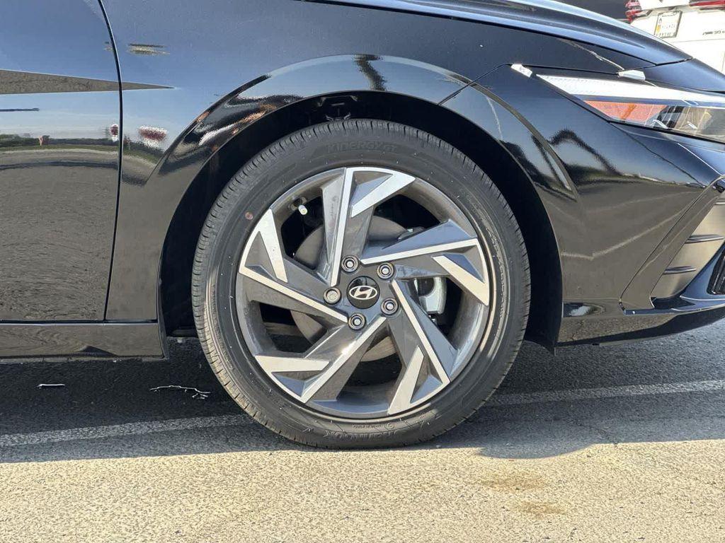 new 2025 Hyundai Elantra car, priced at $24,619