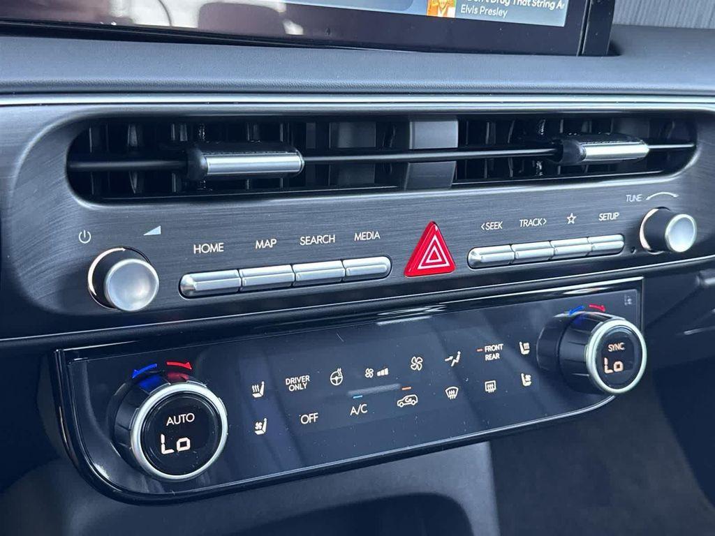 new 2026 Hyundai Palisade Hybrid car, priced at $57,625