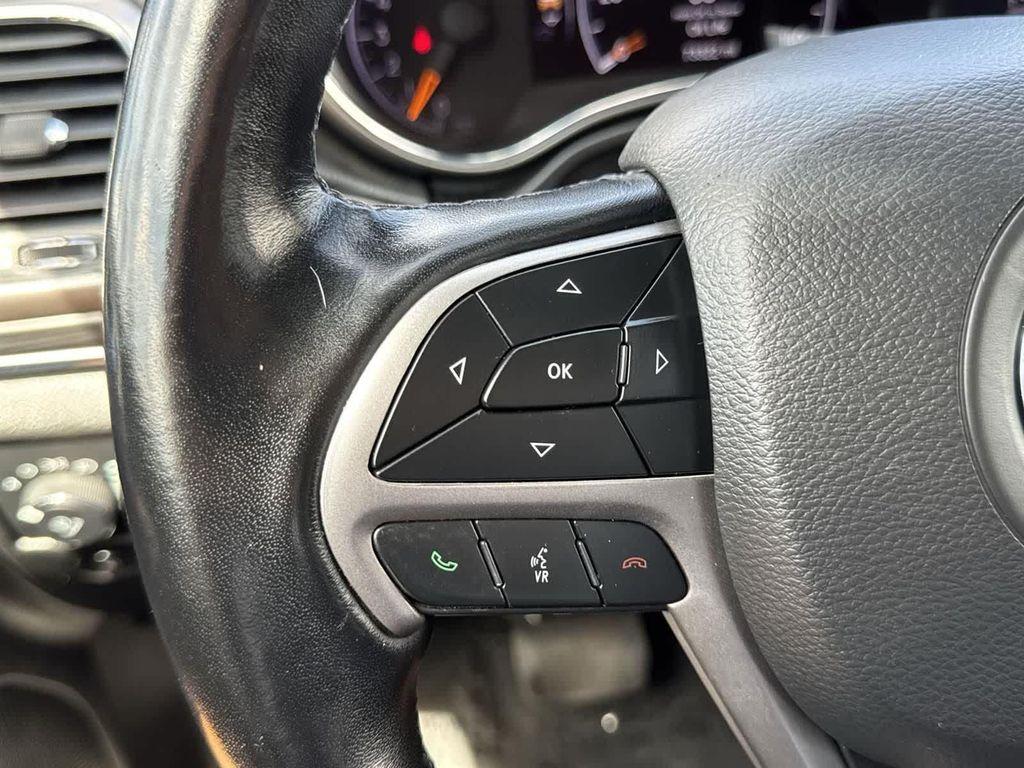 used 2022 Jeep Grand Cherokee car, priced at $25,635