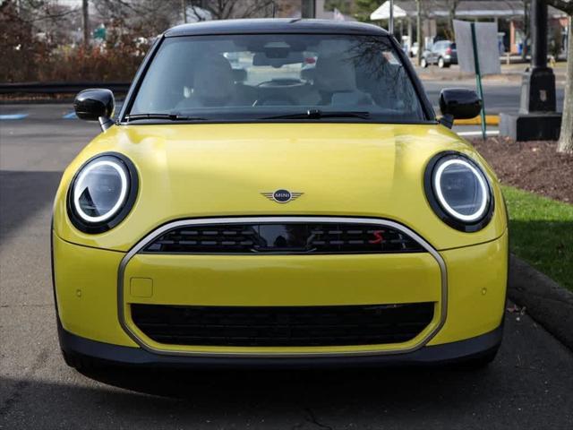 new 2025 MINI Hardtop car, priced at $36,895