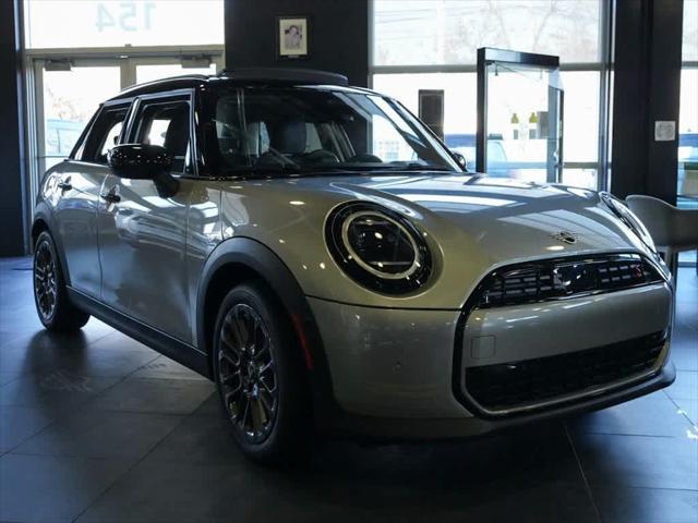 new 2025 MINI Hardtop car, priced at $36,930