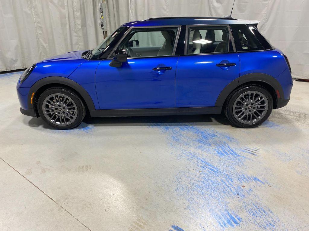 used 2025 MINI Hardtop car, priced at $32,495
