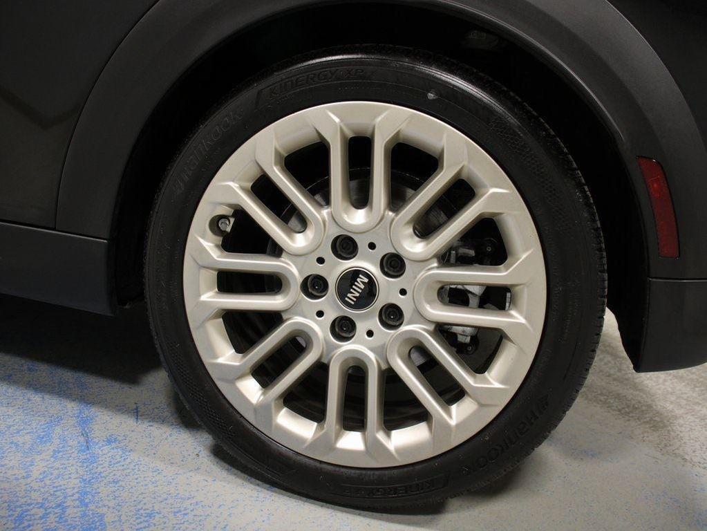 used 2025 MINI Hardtop car, priced at $31,995