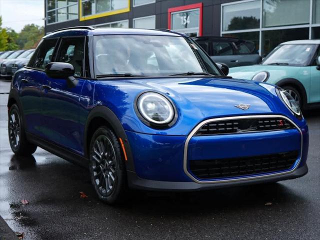 new 2025 MINI Hardtop car, priced at $37,730