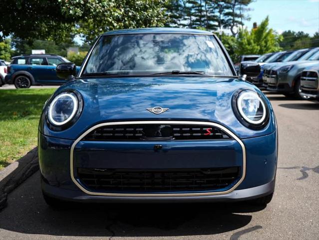 new 2025 MINI Hardtop car, priced at $38,570