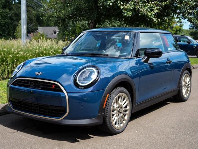 new 2025 MINI Hardtop car, priced at $38,570