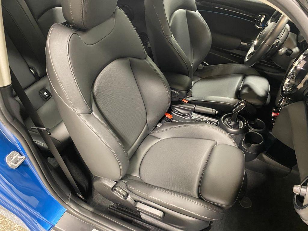 used 2023 MINI Hardtop car, priced at $25,995