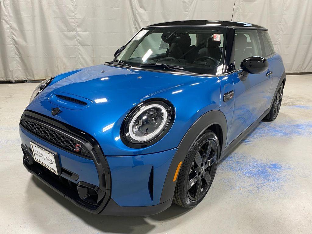 used 2023 MINI Hardtop car, priced at $25,995