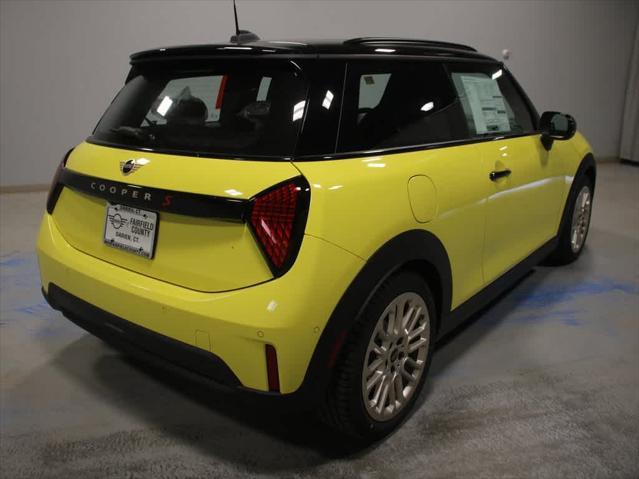 new 2025 MINI Hardtop car, priced at $36,745