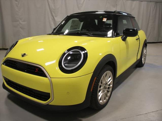 new 2025 MINI Hardtop car, priced at $36,745