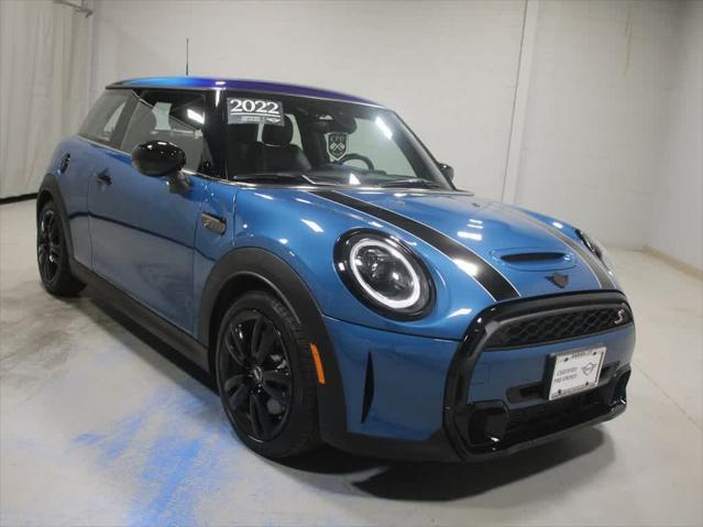 used 2022 MINI Hardtop car, priced at $27,995