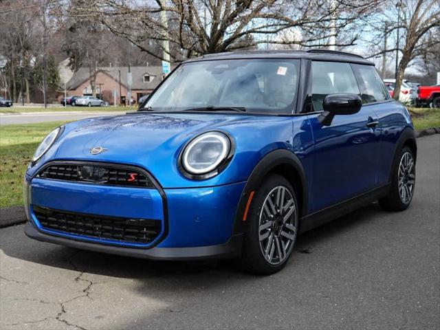 new 2025 MINI Hardtop car, priced at $36,905