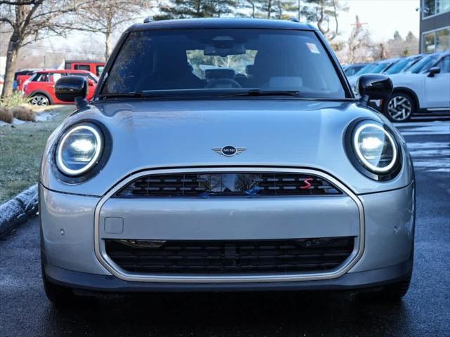 new 2025 MINI Hardtop car, priced at $36,930