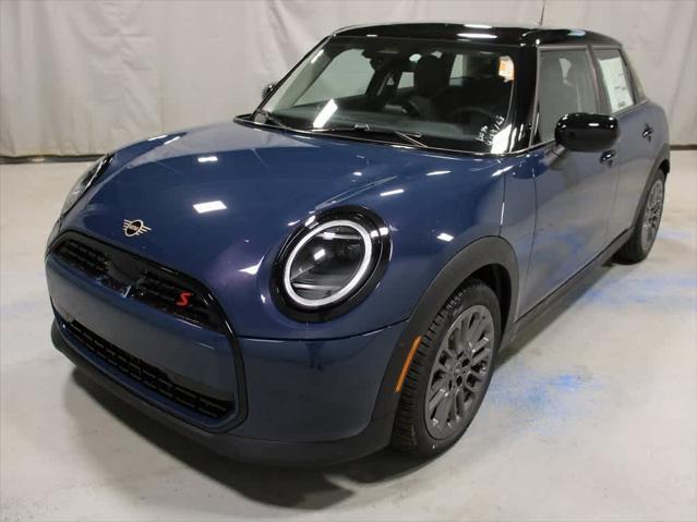 new 2025 MINI Hardtop car, priced at $37,315