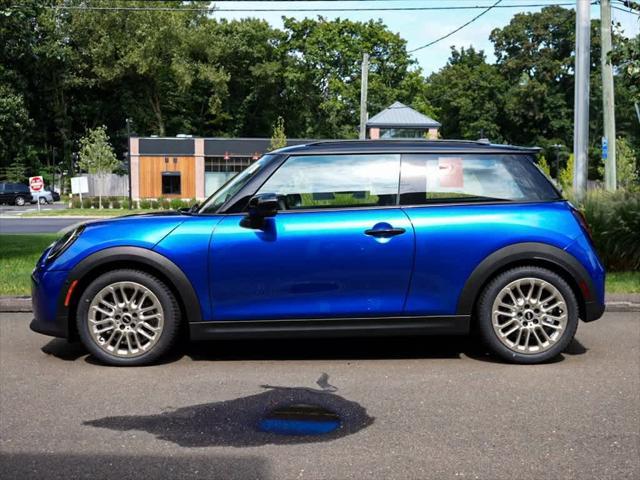 new 2025 MINI Hardtop car, priced at $34,600