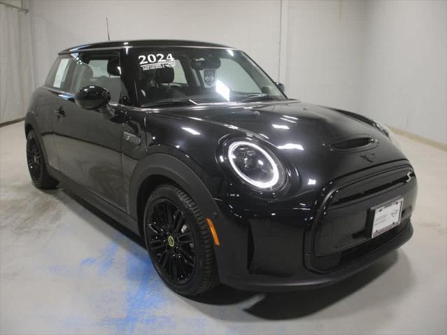 used 2024 MINI Hardtop car, priced at $27,995