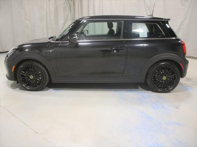 used 2024 MINI Hardtop car, priced at $27,995