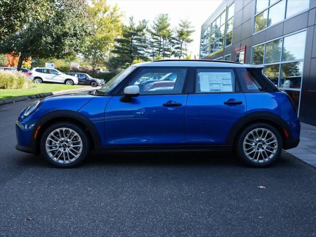 new 2025 MINI Hardtop car, priced at $37,220