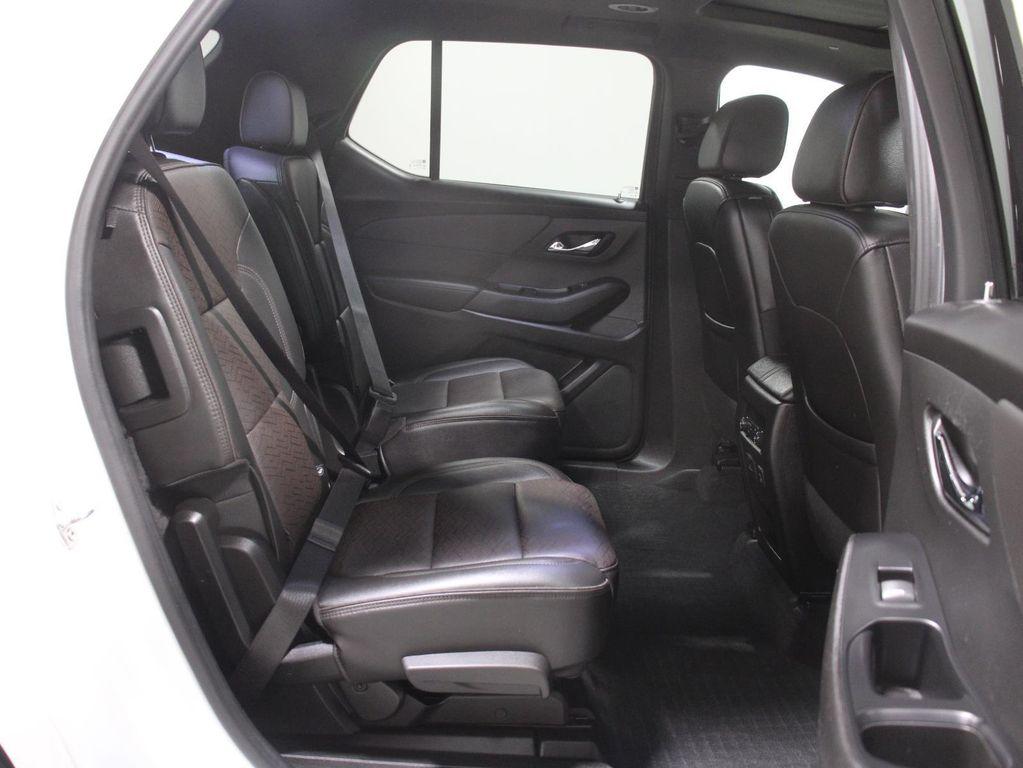 used 2023 Chevrolet Traverse car