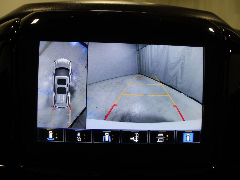 used 2023 Chevrolet Traverse car