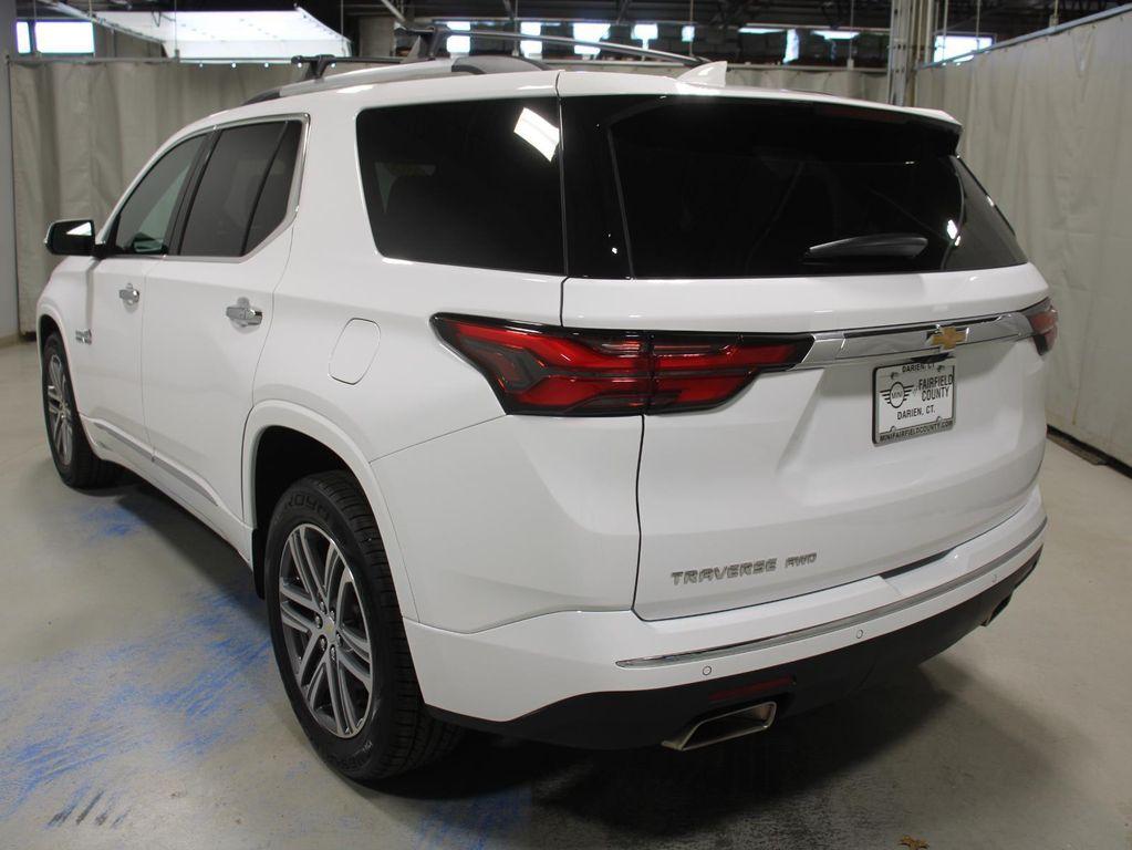used 2023 Chevrolet Traverse car