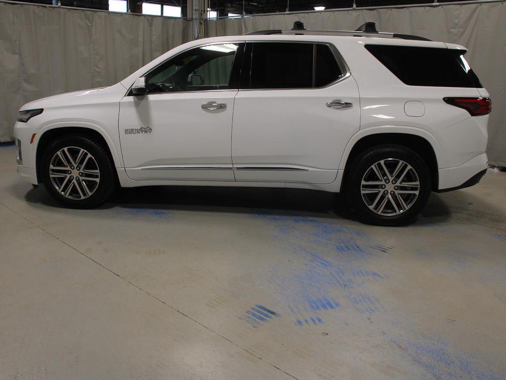used 2023 Chevrolet Traverse car