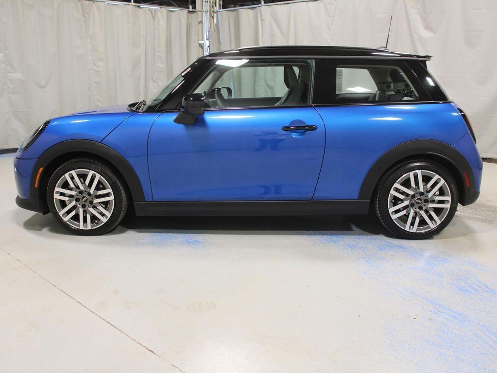 used 2025 MINI Hardtop car, priced at $29,995