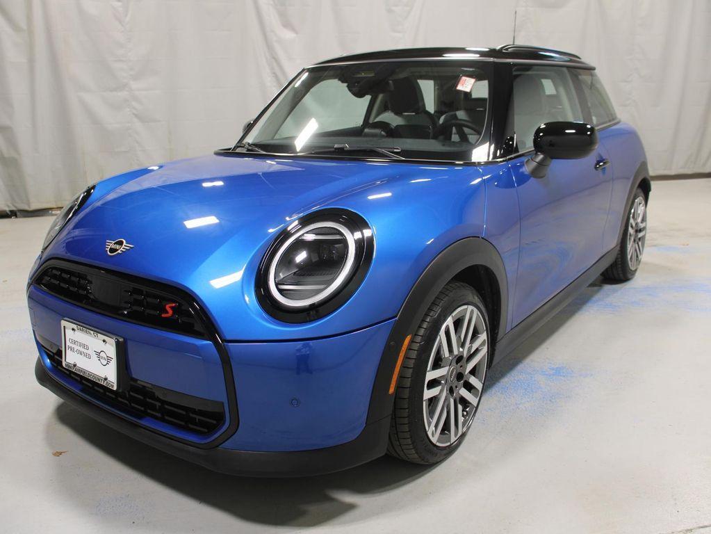 used 2025 MINI Hardtop car, priced at $29,995