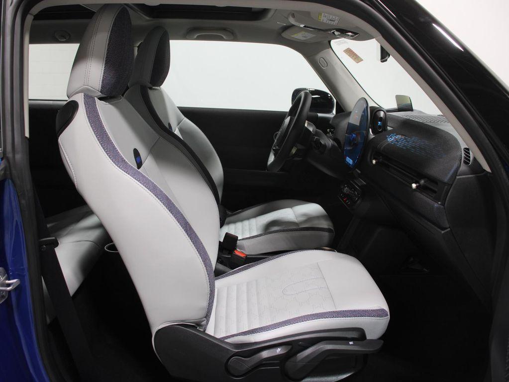 used 2025 MINI Hardtop car, priced at $29,995