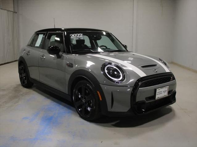 used 2022 MINI Hardtop car, priced at $22,995